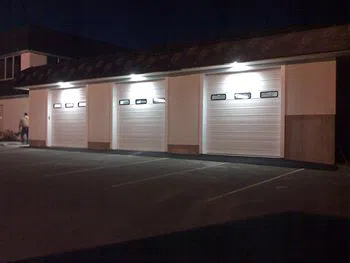 Garage Door Solution Service Lakewood, CO 303-952-4234 - com-gdr-16m