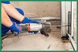 Garage Door Solution Service Lakewood, CO 303-952-4234 - sid-installation-gdr-16m